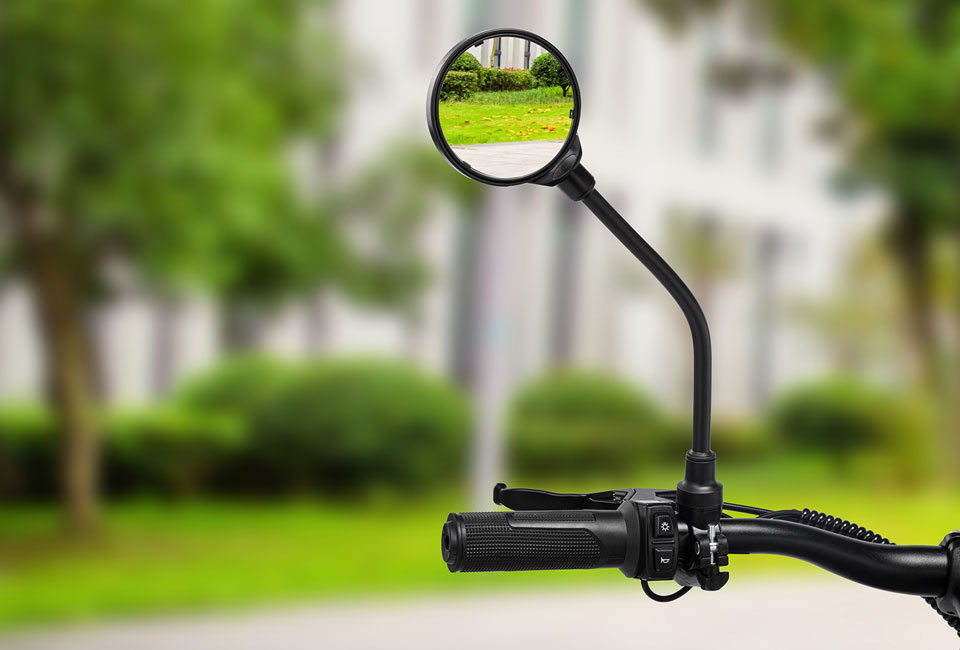 Rétroviseur pour vélo avec bras flexible