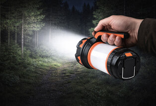 Multifunktionale 3-in-1-Lampe für unterwegs — 9
