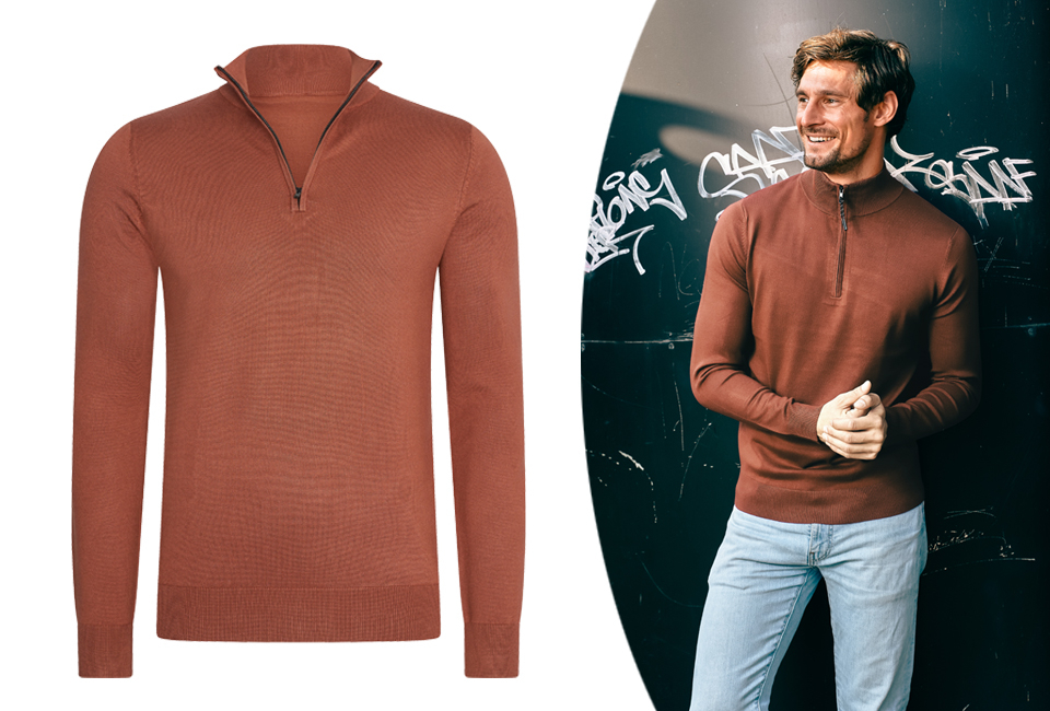 Stylish Mario Russo short-zip jumper