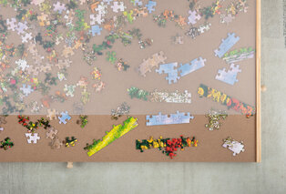 Prático tabuleiro de puzzle com gavetas — 5