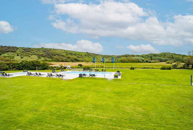 2, 3 oder 4 Übernachtungen herrliche Erholung an der Zeelandküste – Fletcher Zuiderduin Beachhotel****