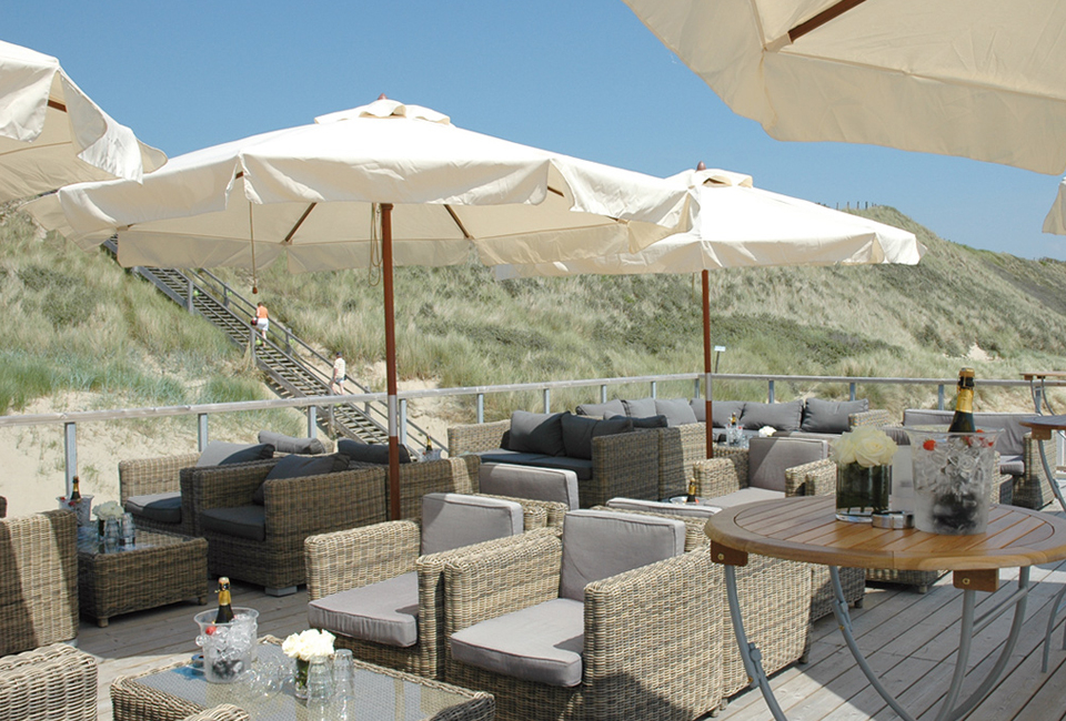 2, 3 oder 4 Übernachtungen herrliche Erholung an der Zeelandküste – Fletcher Zuiderduin Beachhotel****